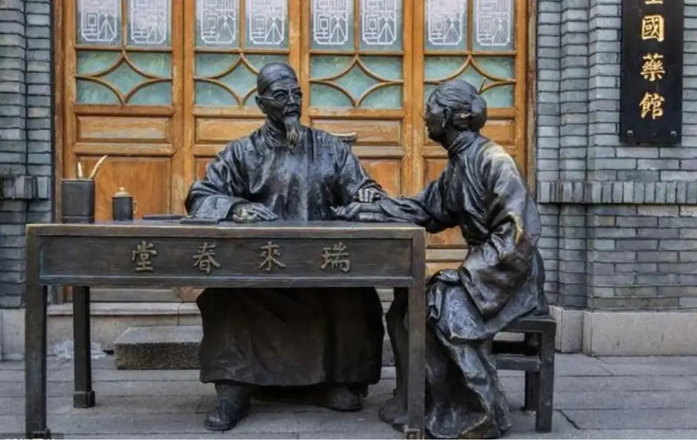 喻嘉言的《黄帝内经》在现代医学中还有哪些具体方法呢?对当代中医有何启示？